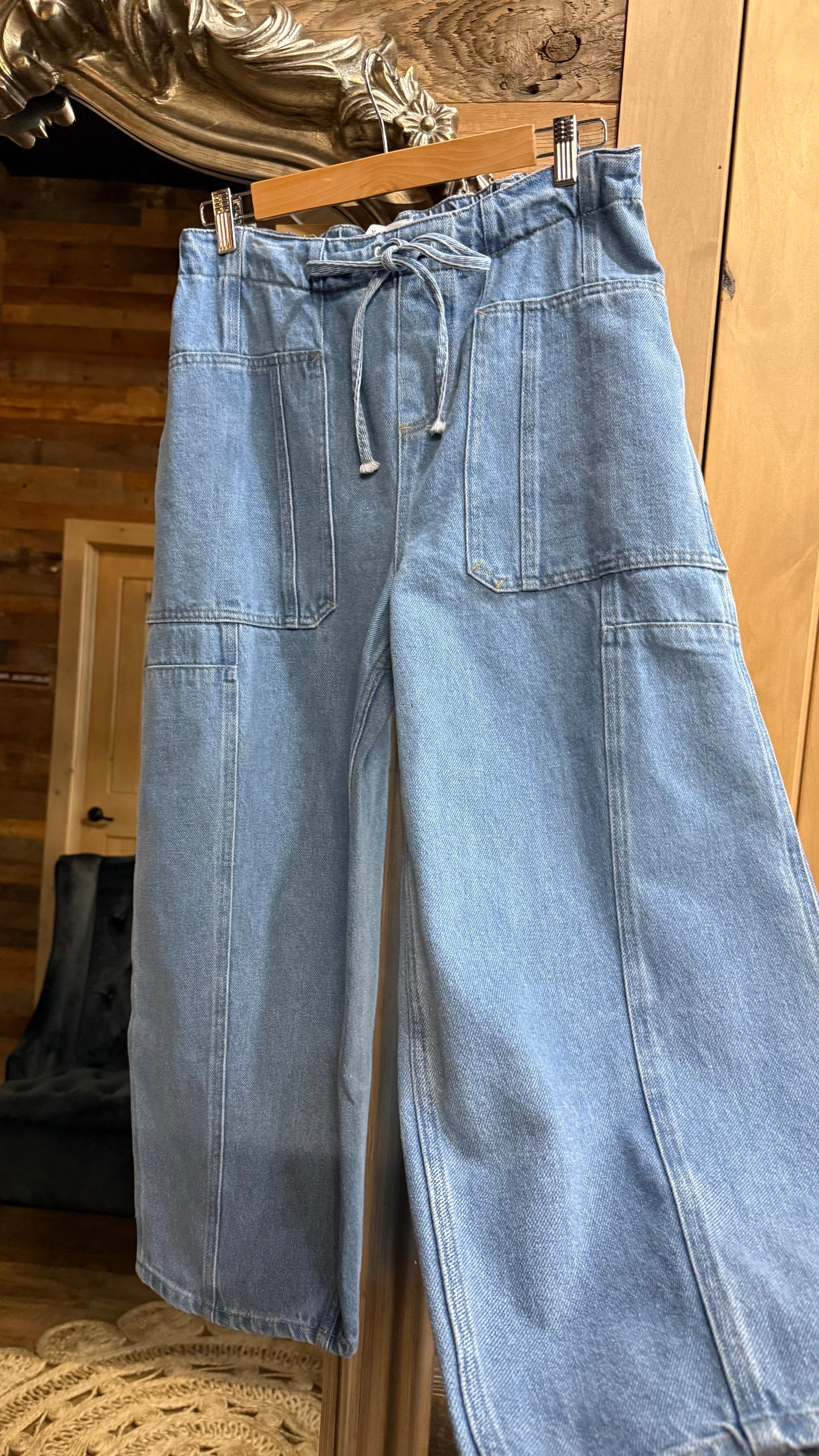 Wide Leg Denim w/ Pockets