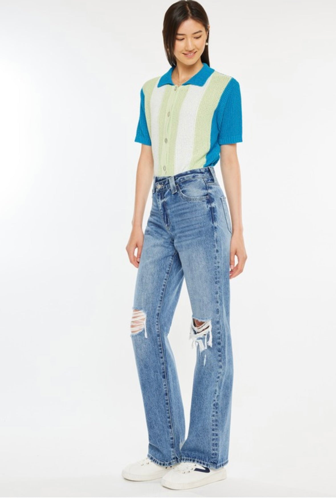 High Rise 90’s Criss Cross Med Wash