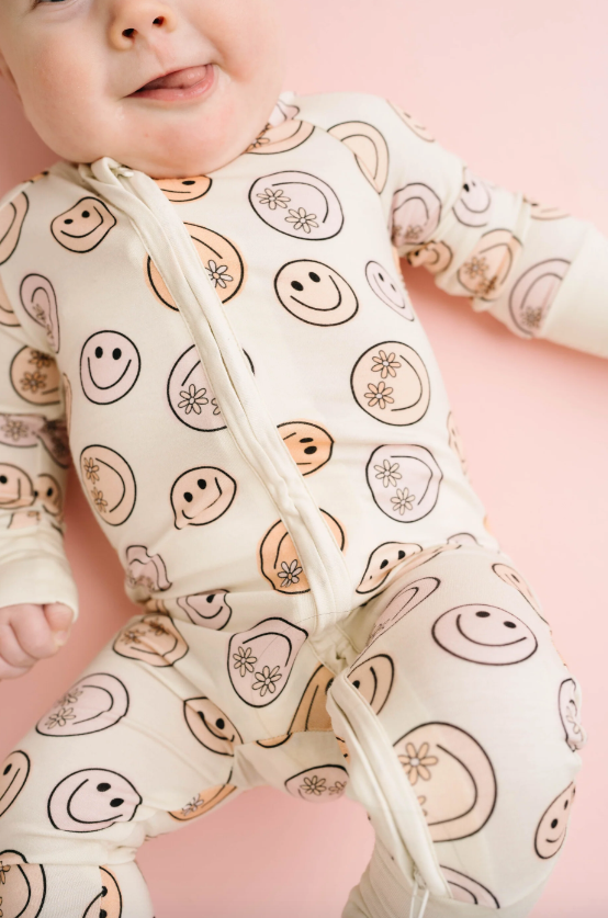 Groovy Smiley Bamboo Sleeper