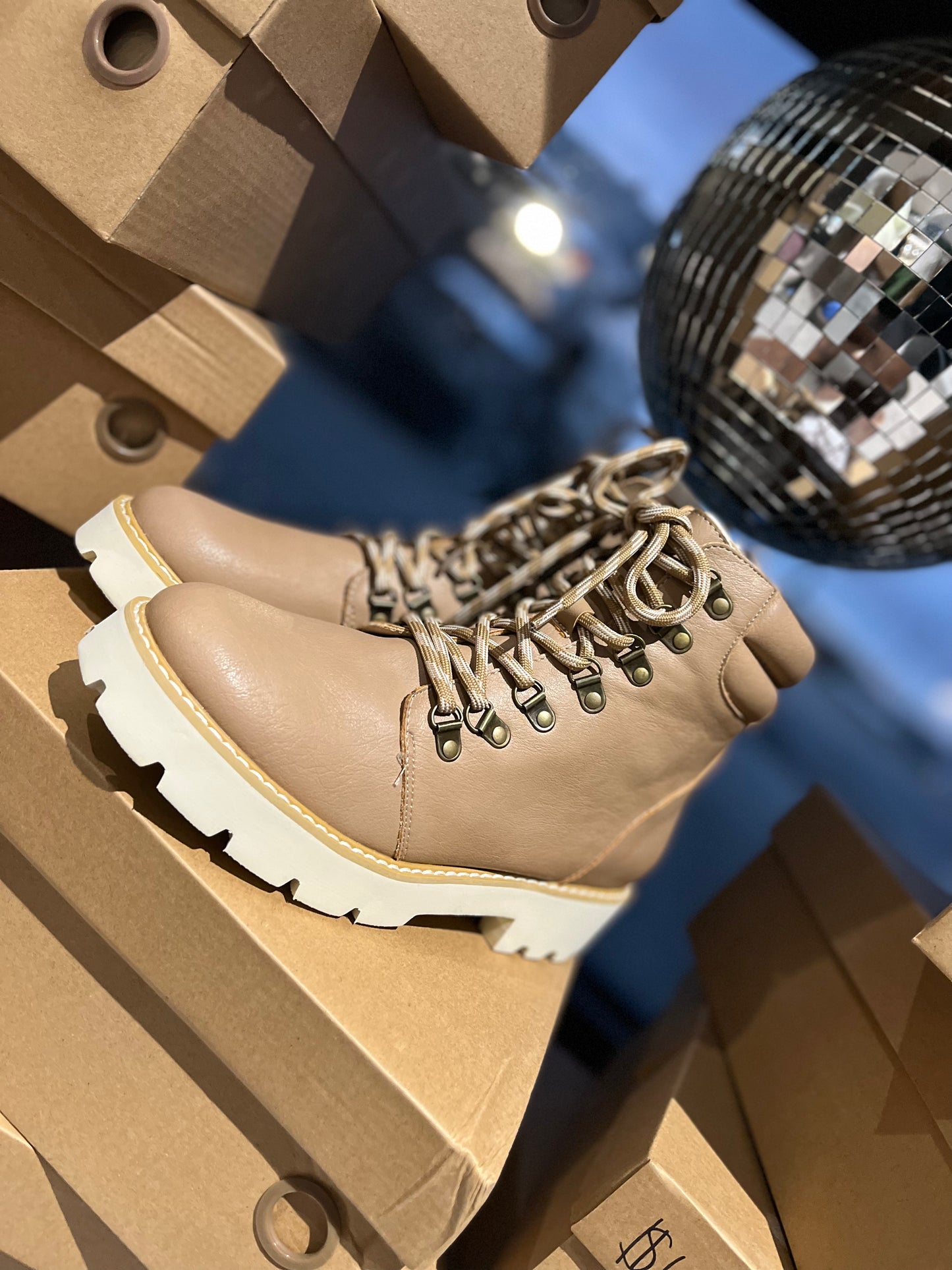 Dakota Boot