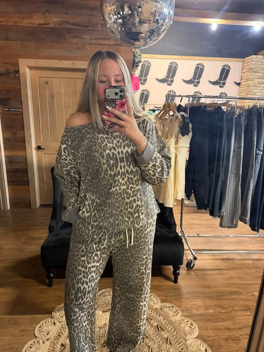 Cheetah Wide Leg Lounge Set