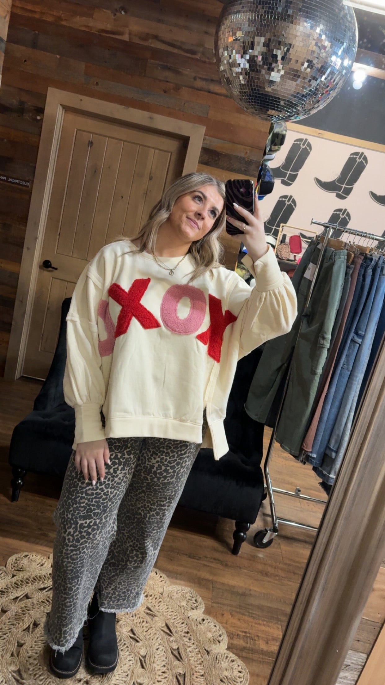 Hugs & Kisses Pullover